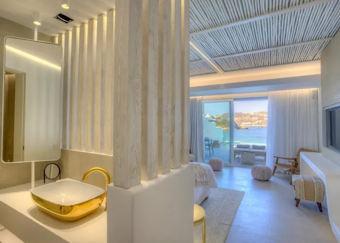 Icon Mykonos Megali Ammos (Mykonos)